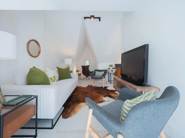 Additional image 29 of 31 First Ave