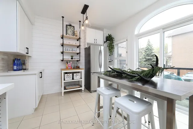 Additional image 8 of 146 Manitoba St