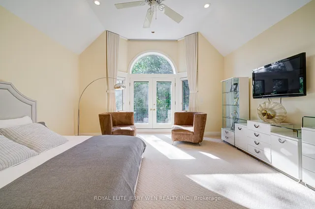 Additional image 37 of 221 St Leonard's Ave