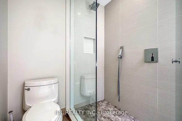 Additional image 18 of 87 Munro Blvd