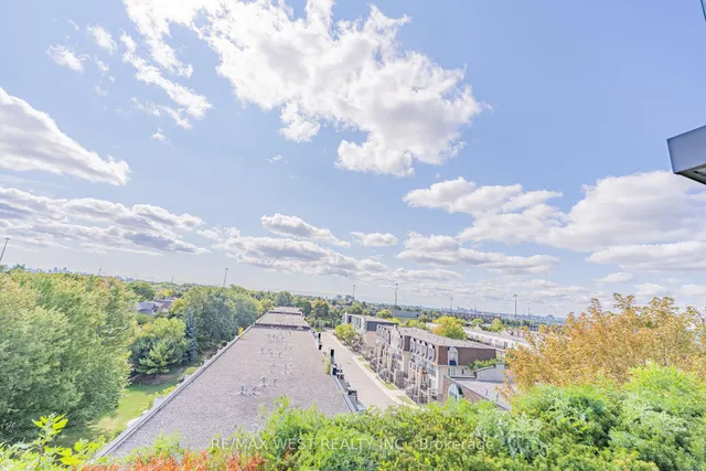 Additional image 22 of 15 James Finlay Way Unit 627