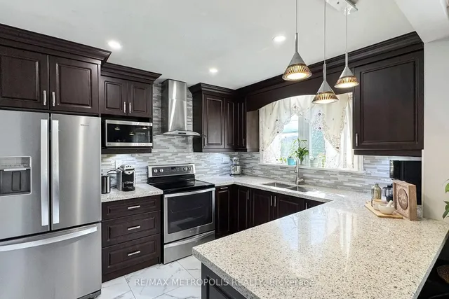 Additional image 15 of 49 Magellan Dr