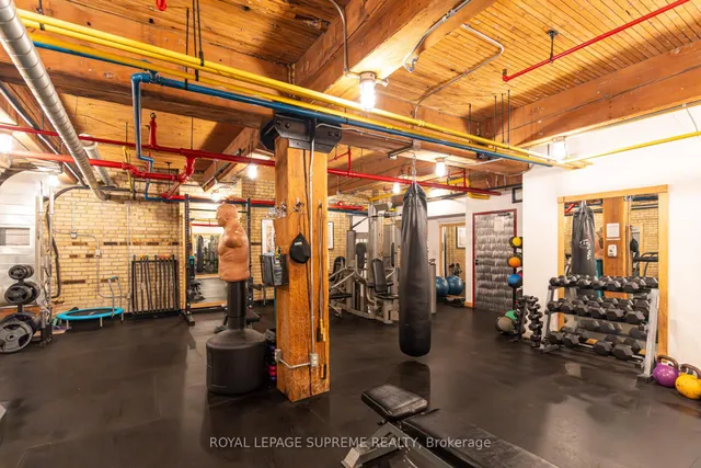 Additional image 26 of 371 Wallace Ave Unit 10