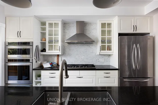 Additional image 12 of 6 Jean St