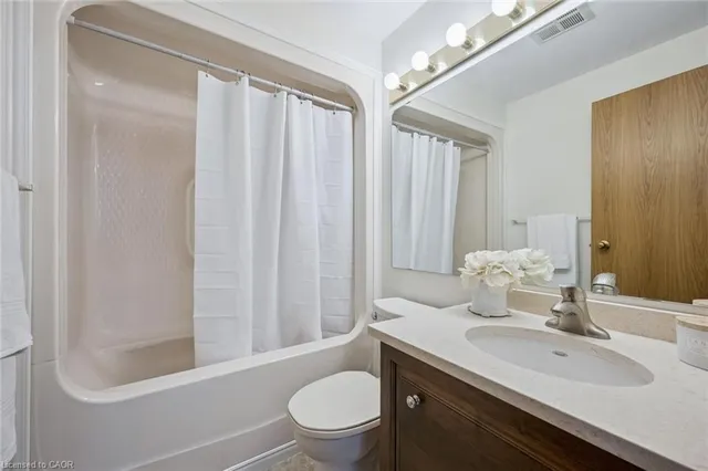 Additional image 23 of 20 Ellen St Unit 610