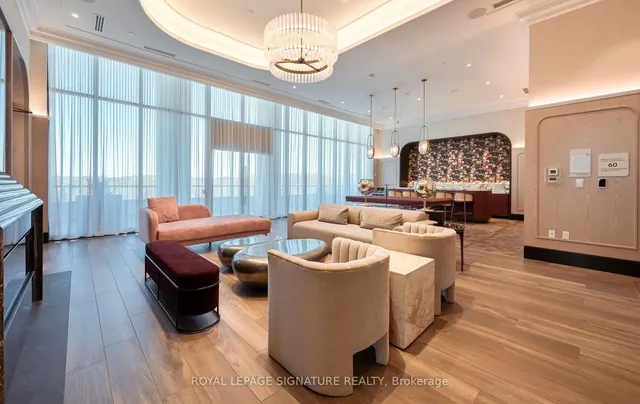 Additional image 44 of 10 In On The Park Dr Unit 105