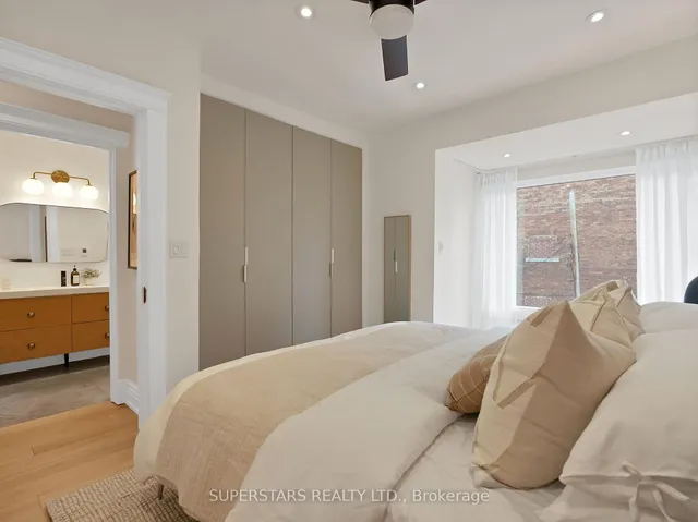 Additional image 18 of 11 Carling Ave