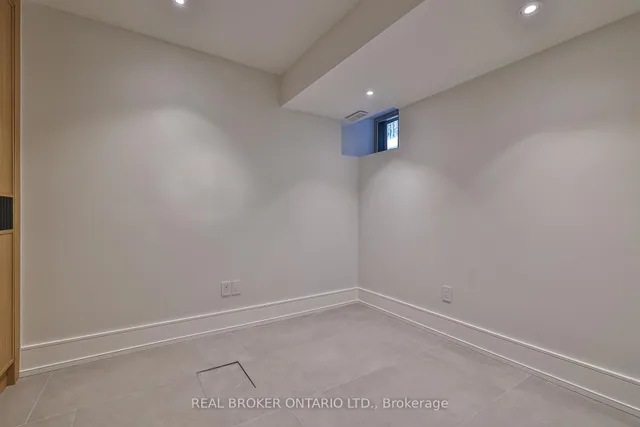 Additional image 39 of 273 Grace St