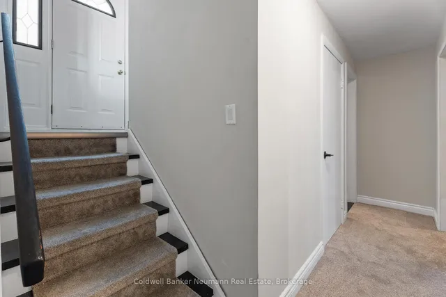 Additional image 12 of 127 Avon Rd