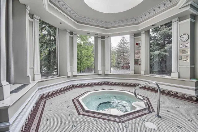 Additional image 25 of 18 Sommerset Way Unit 818