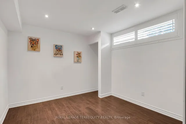 Additional image 25 of 19 Wall Ave