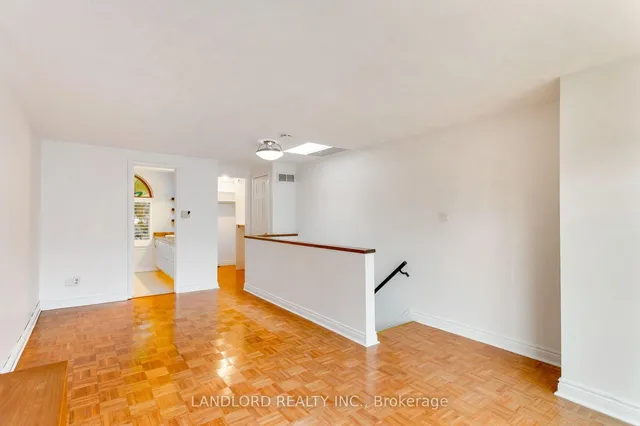 Additional image 27 of 280 Sherbourne St Unit 14