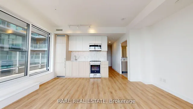 Additional image 9 of 500 Dupont St Unit 417