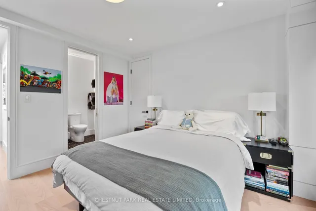 Additional image 28 of 43 Summerhill Ave