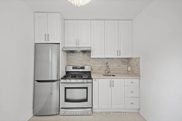 Additional image 28 of 300 Montrose Ave