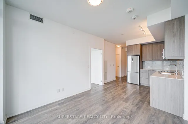 Additional image 26 of 32 Forest Manor Rd Unit 2104