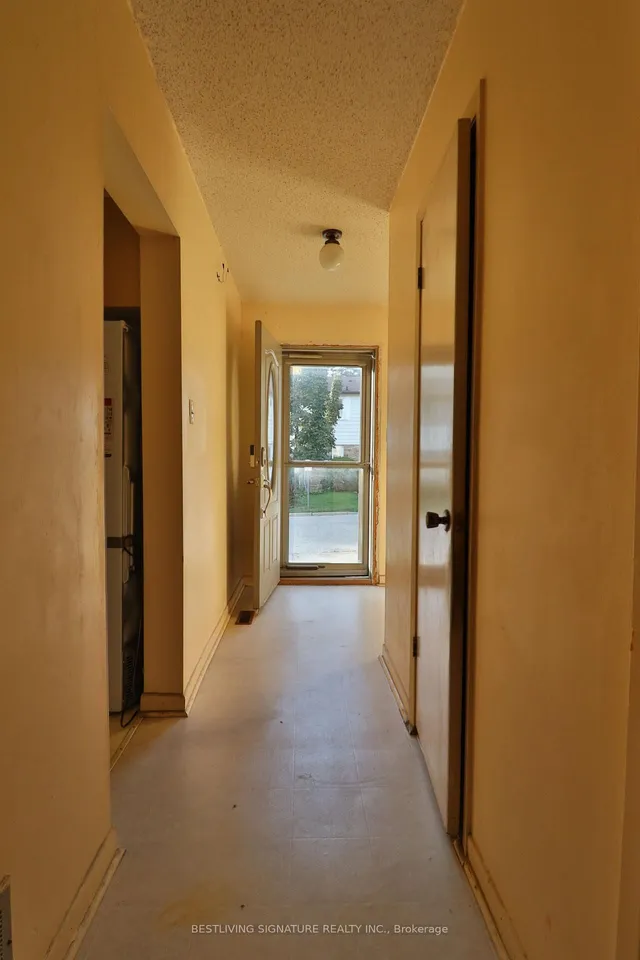 Additional image 5 of 77 Crab Appleway