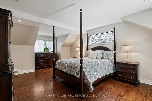 Additional image 24 of 17 Elstree Rd