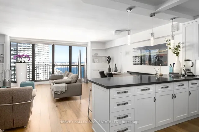 Additional image 6 of 33 Harbour Sq Unit 2804