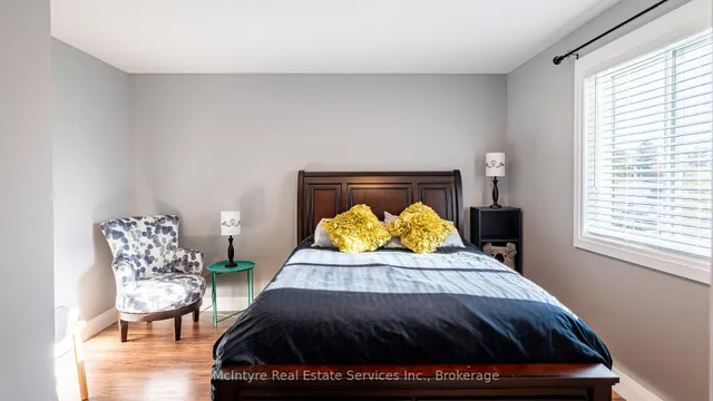 Additional image 20 of 55 Suffolk Ave