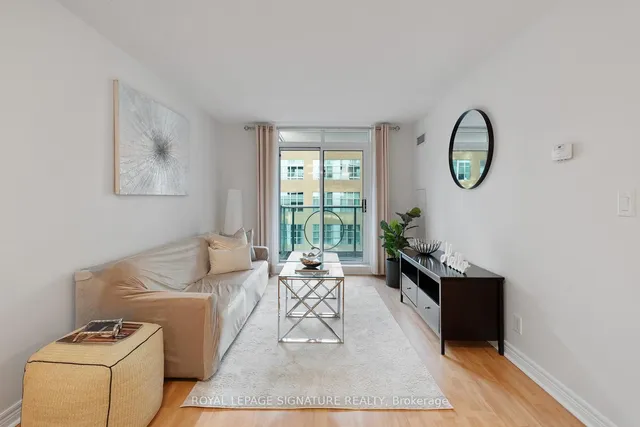 Additional image 26 of 212 Eglinton Ave Unit 605