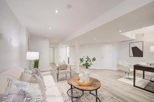 Additional image 32 of 19 Purdy Cres