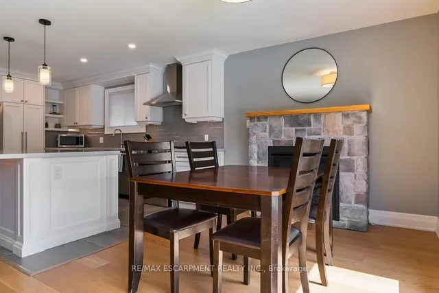 Additional image 10 of 4 Thorpe Rd