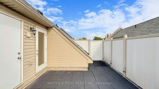 Additional image 25 of 74 Munro St Unit Unit4