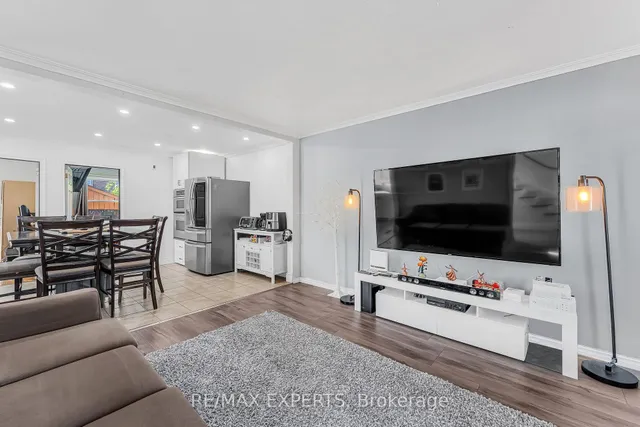 Additional image 7 of 81 Hagar Ave