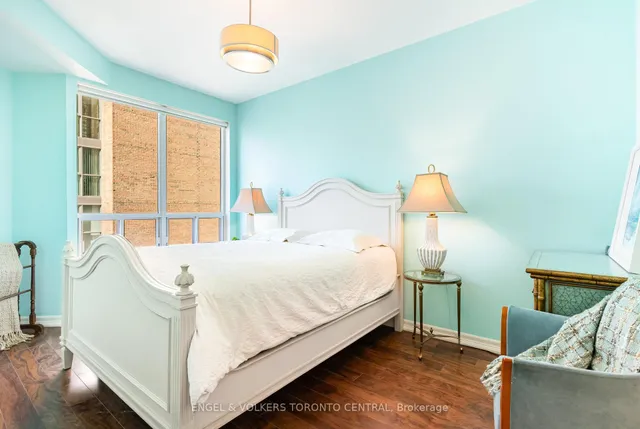 Additional image 11 of 300 Bloor St Unit 2107