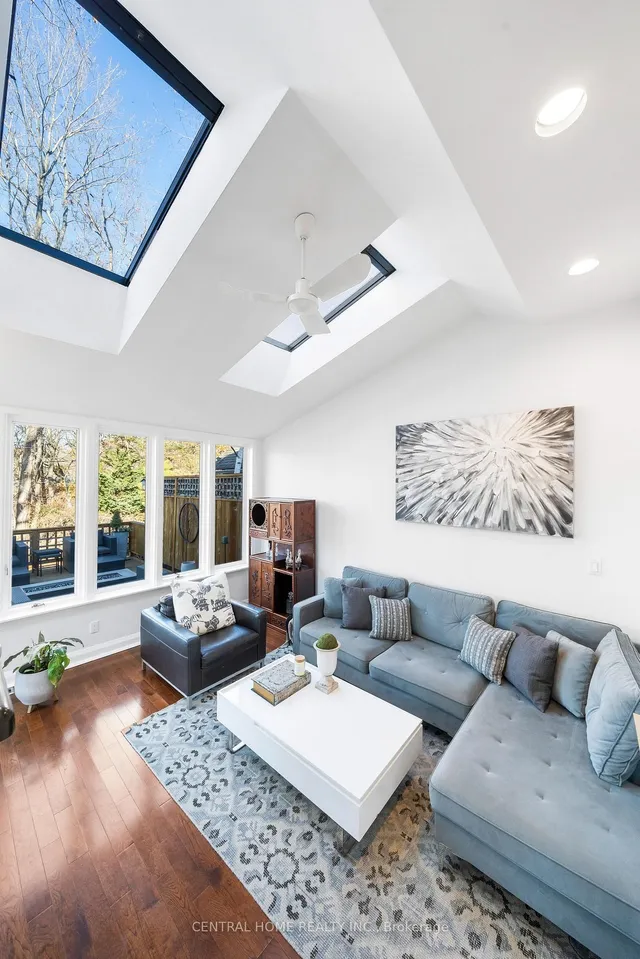 Additional image 22 of 70 Pine Cres