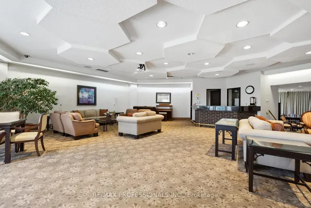 Additional image 38 of 296 Mill Rd Unit E5