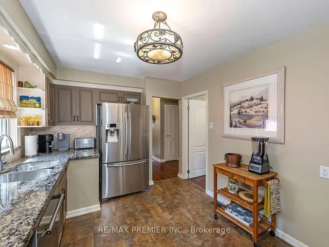 Additional image 15 of 2894 Weston Rd