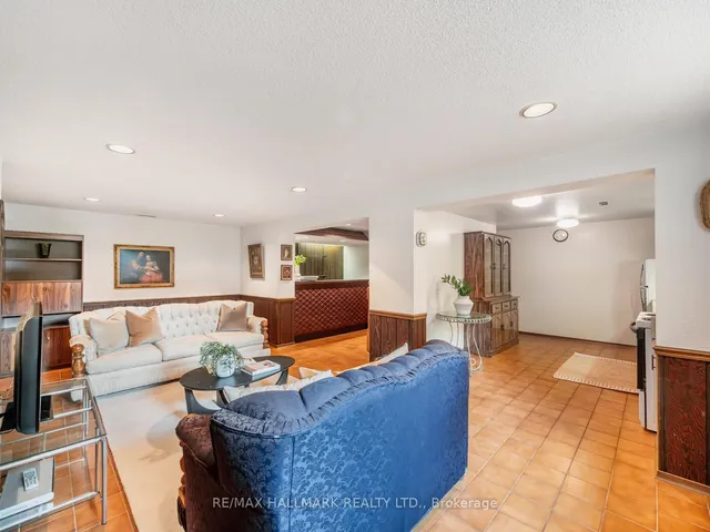 Additional image 40 of 139 Floyd Ave