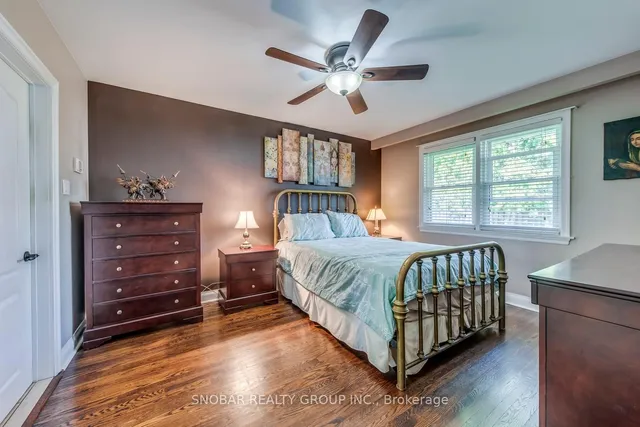 Additional image 12 of 19 Deanewood Cres