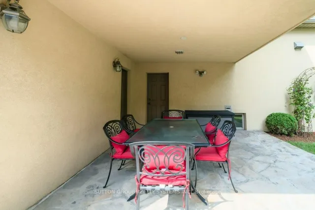 Additional image 43 of 101 Perry Cres