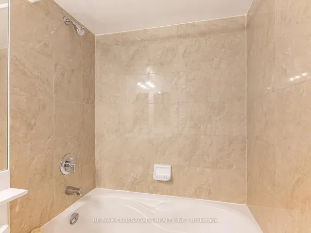 Additional image 16 of 25 Greenview Ave Unit 324