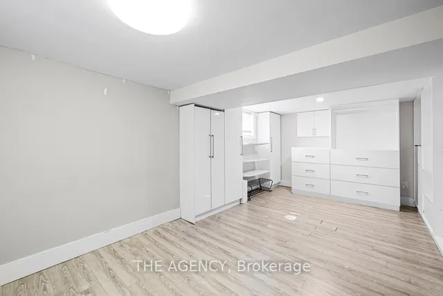 Additional image 19 of 26 Gatwick Ave