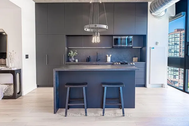 Additional image 8 of 60 Bathurst St Unit 705