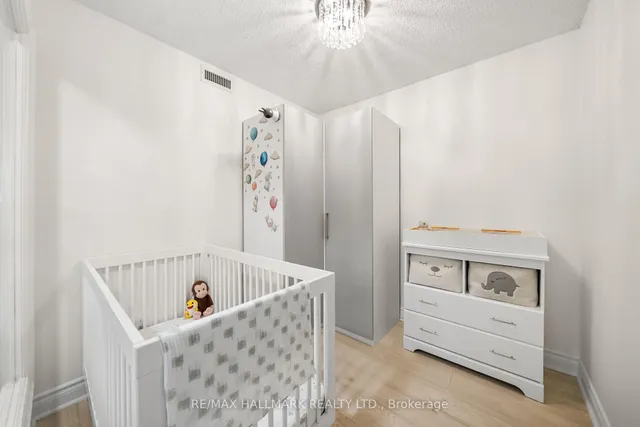 Additional image 21 of 2 Clairtrell Rd Unit 309