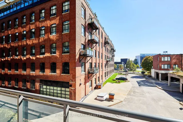 Additional image 22 of 90 Broadview Ave Unit 211