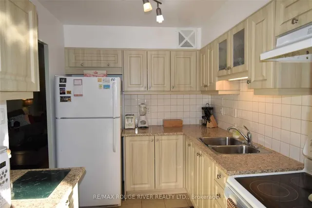 Additional image 4 of 180 Markham Rd Unit 303