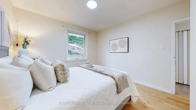 Additional image 16 of 33 Savarin St