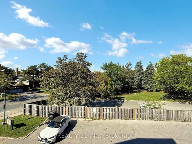 Additional image 31 of 40 Rexdale Blvd Unit 2