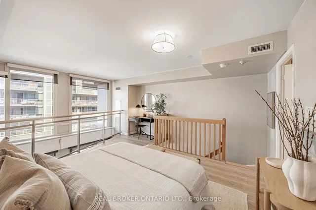 Additional image 16 of 1029 King St Unit 612