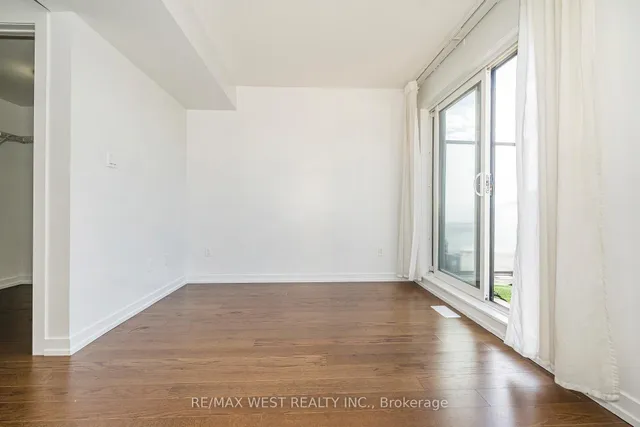 Additional image 30 of 2061 Weston Rd Unit 32