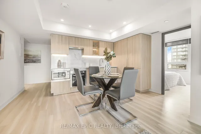 Additional image 14 of 17 Bathurst St Unit 810