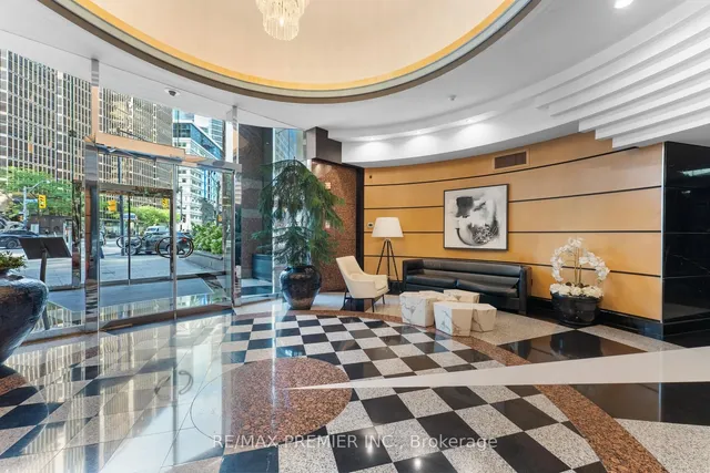 Additional image 3 of 33 University Ave Unit 502