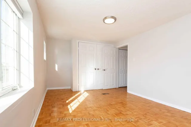 Additional image 16 of 5 Teston Blvd