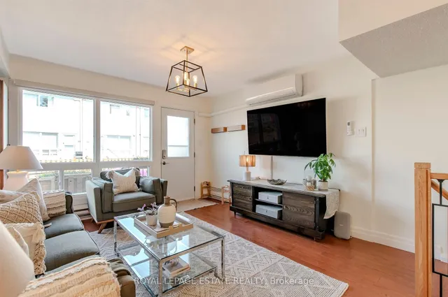 Additional image 11 of 1209 Queen St Unit 32